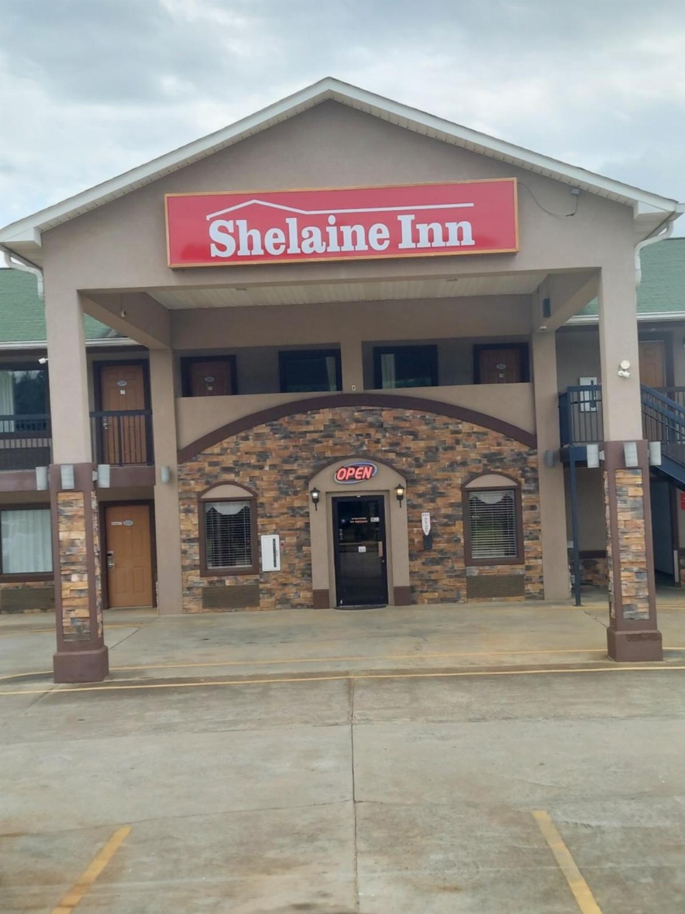Shelaine Inn Main image