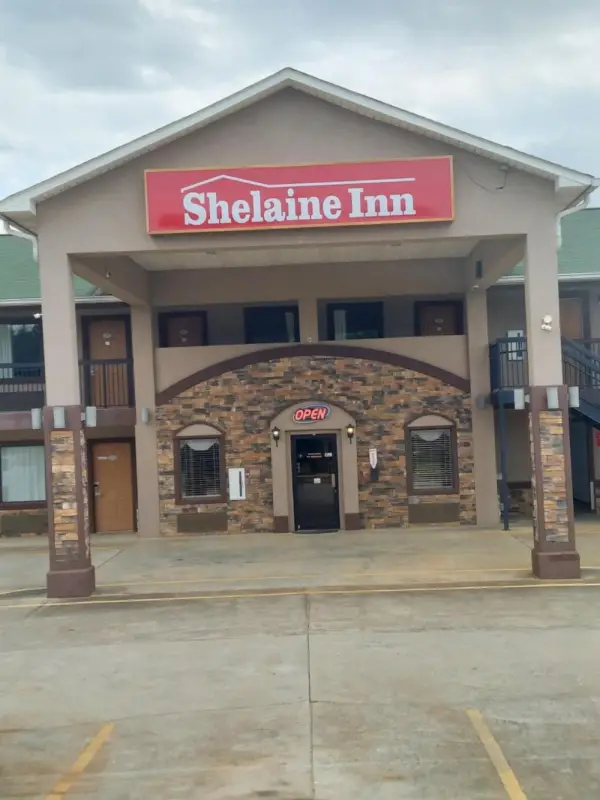 Shelaine Inn Main image